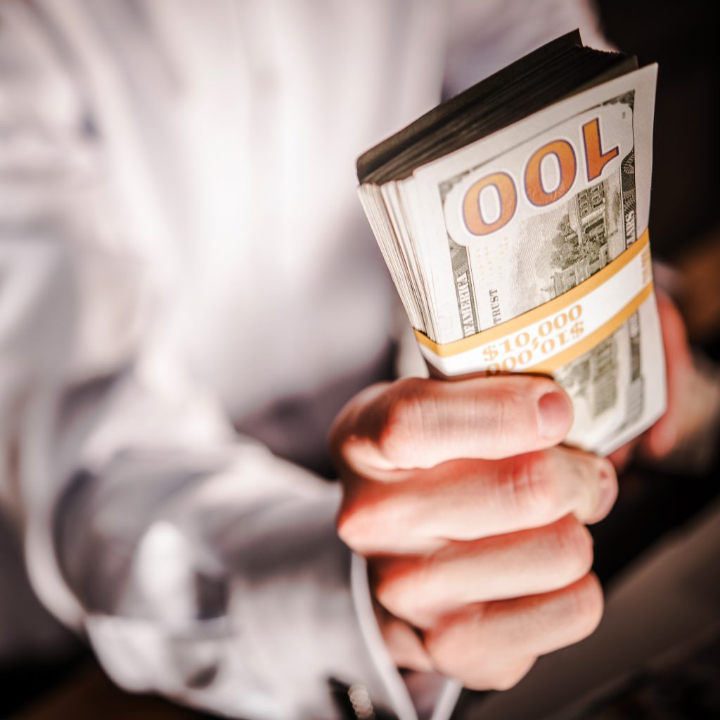 Is It a Good Idea To Lend Money To Family and Friends?