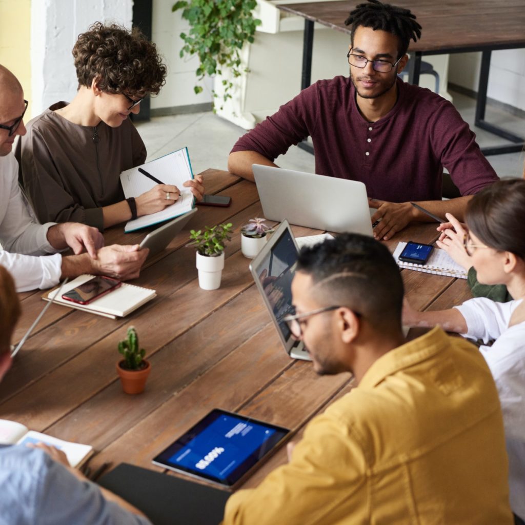 Intelligence in the World of Digital Design and Marketing