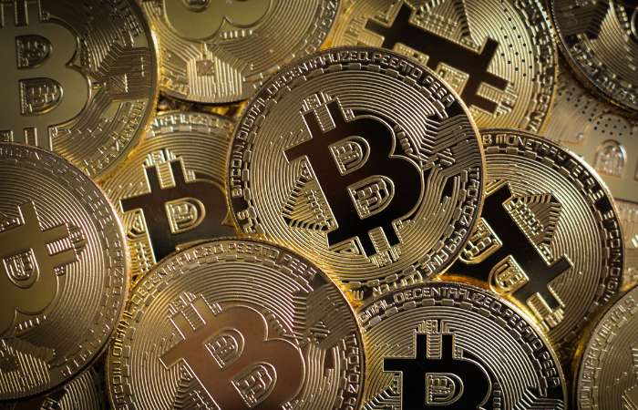 The Risks of Investing in Bitcoin: What You Need to Know